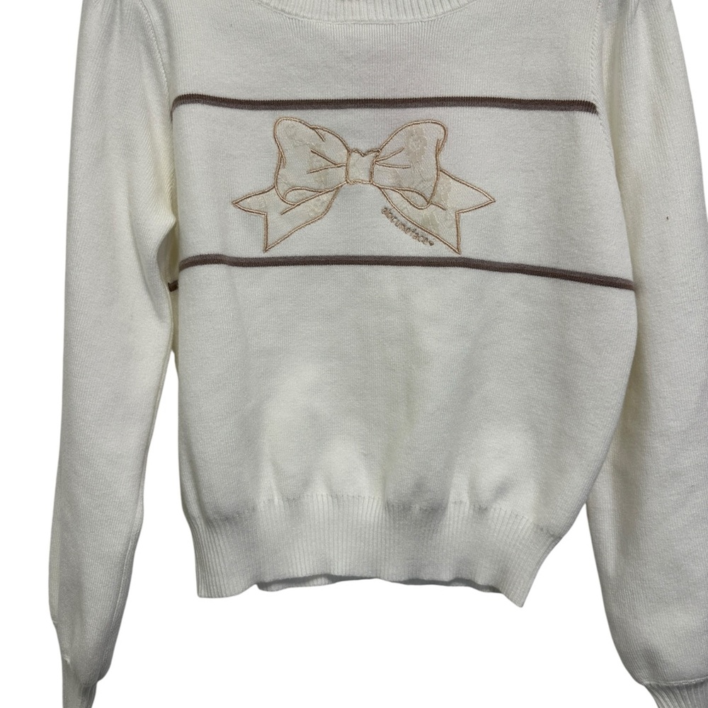 ME Makeover Essentials Cream Sweater‎ with Bow Accent